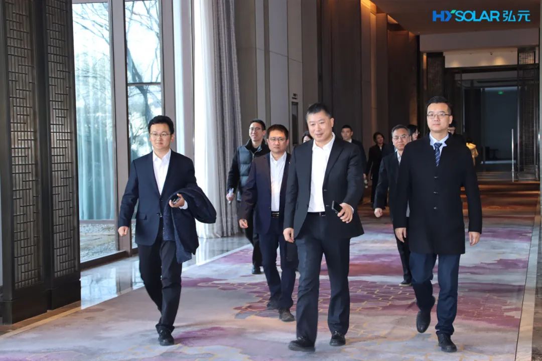 优惠活动办理大厅绿能-双碳目的和能源革命的践行者